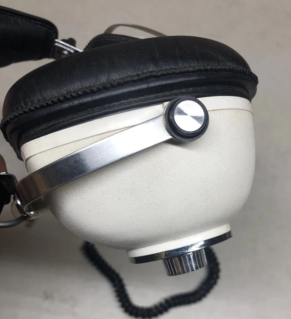 Lykes SHP 500 Stereo Headphones- White Untested