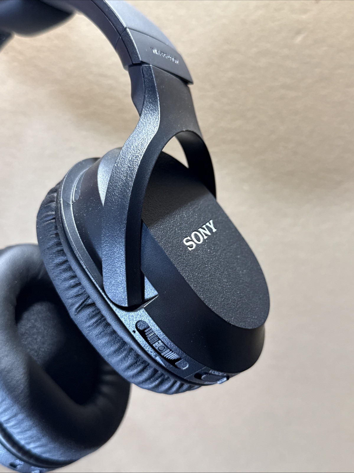 Sony RF400 Wireless Home Theater Headphones – Black Used Tested