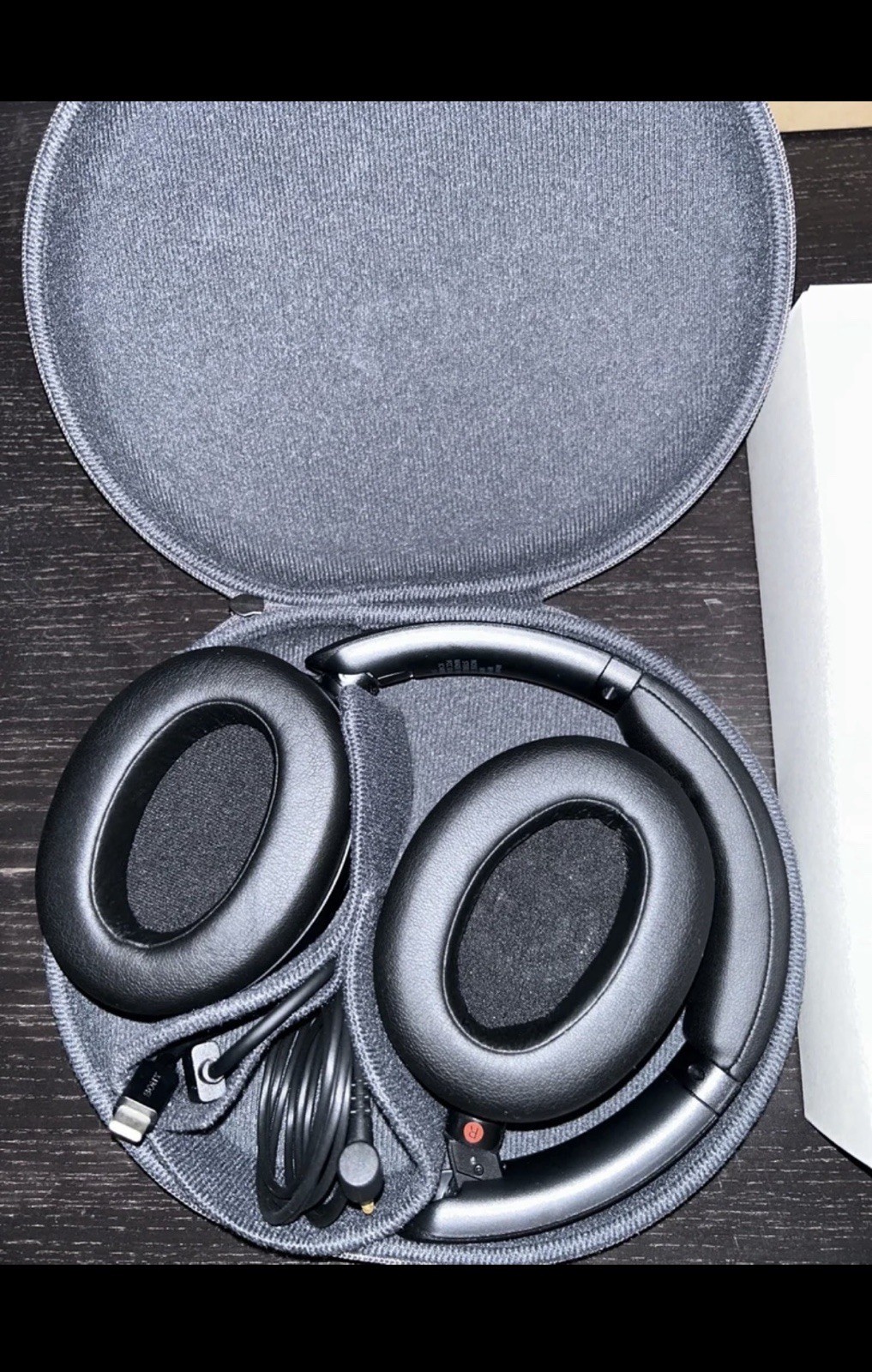 Sony WH-XB910N EXTRA BASS Wireless Noise Canceling Over-Ear Headphones Black