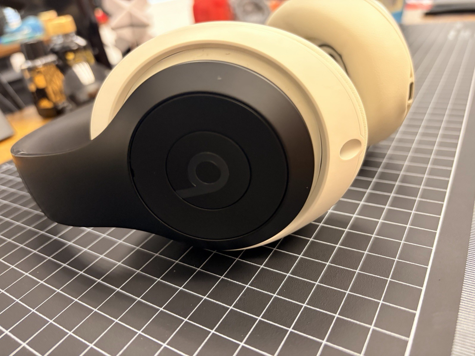 Beats x Stussy Studio3 Wireless Headphones Black/Beige w/ Stussy Case