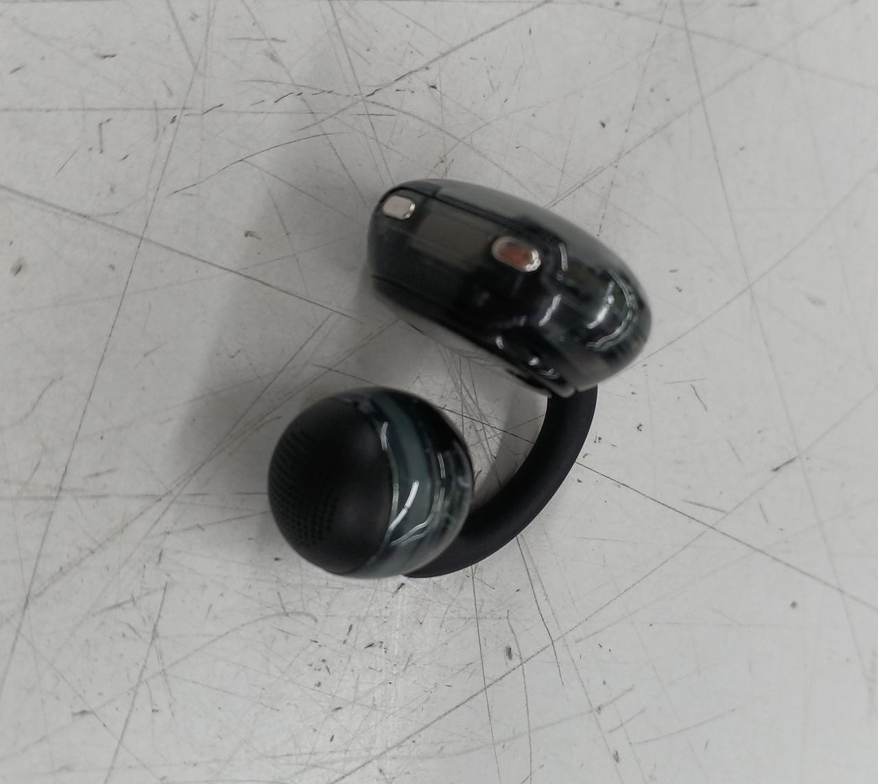 JBL SOUNDGEARCLIPS Wireless Earphones