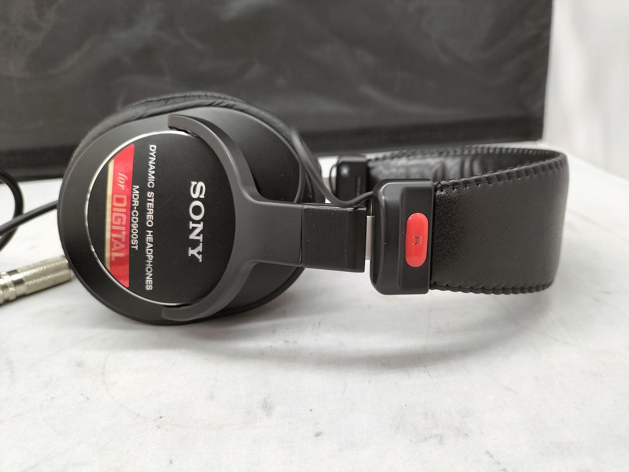 SONY MDR-CD900ST Stereo Headphones Professionals Good Condition Used