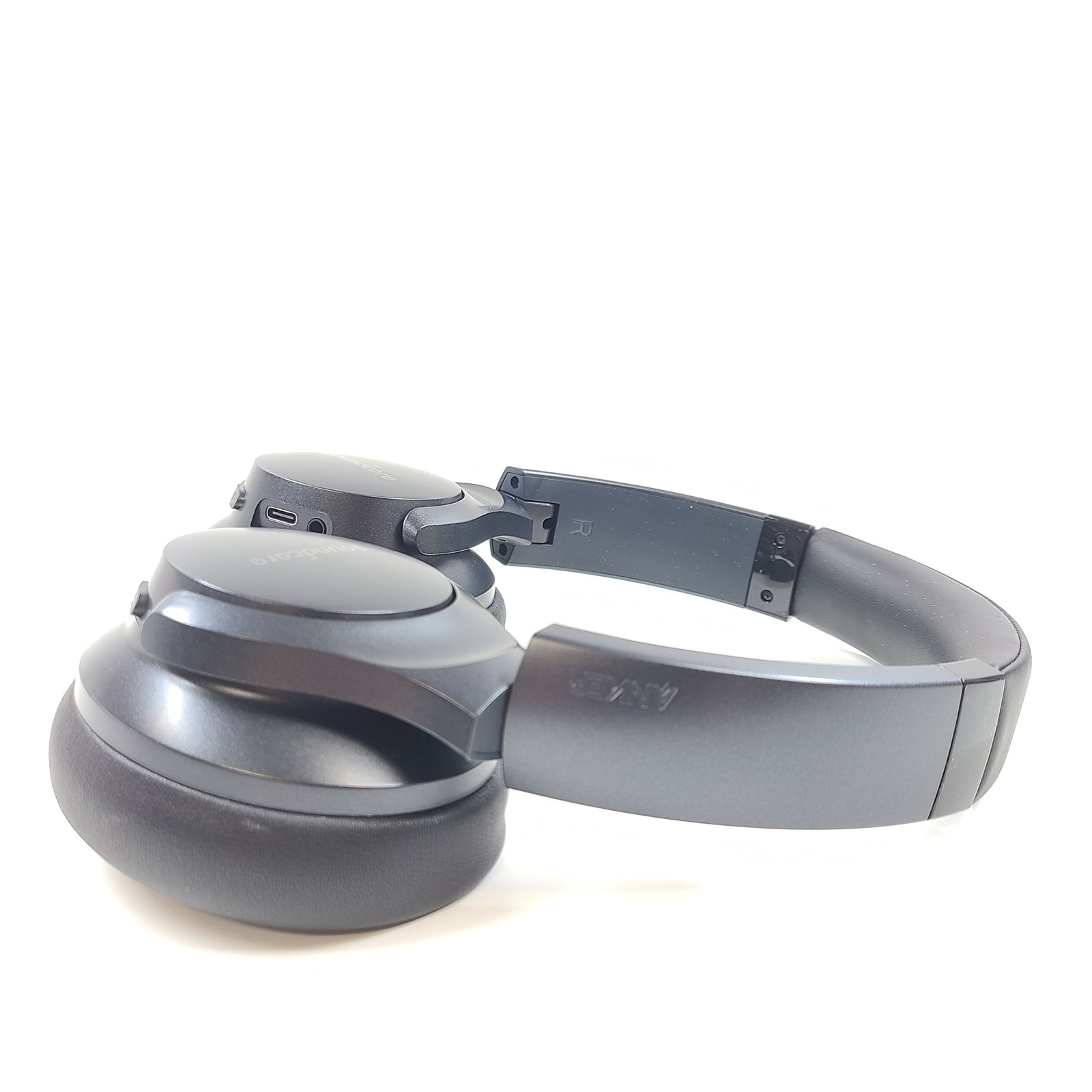 Soundcore Q20+ A3045 Wireless Bluetooth Noise Canceling Headphones Black Grade A
