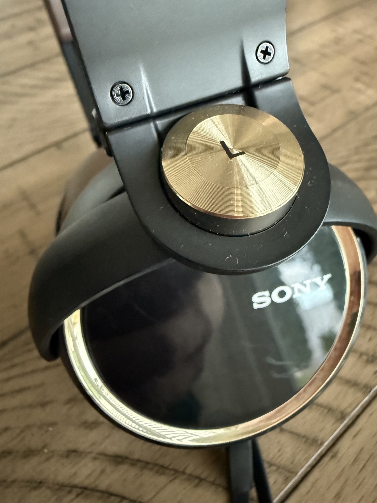Sony MDR-XB600 Extra Bass Wired On-Ear Headphones Brown/Black/Gold GREAT COND
