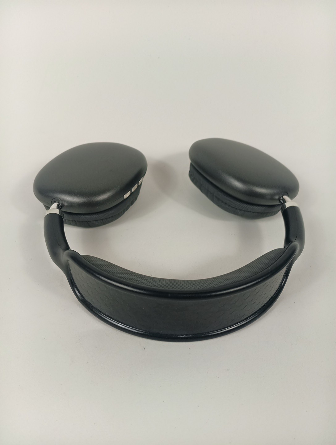 P9 Wireless Bluetooth Noise Cancelling Headphones W/Microphone – Black