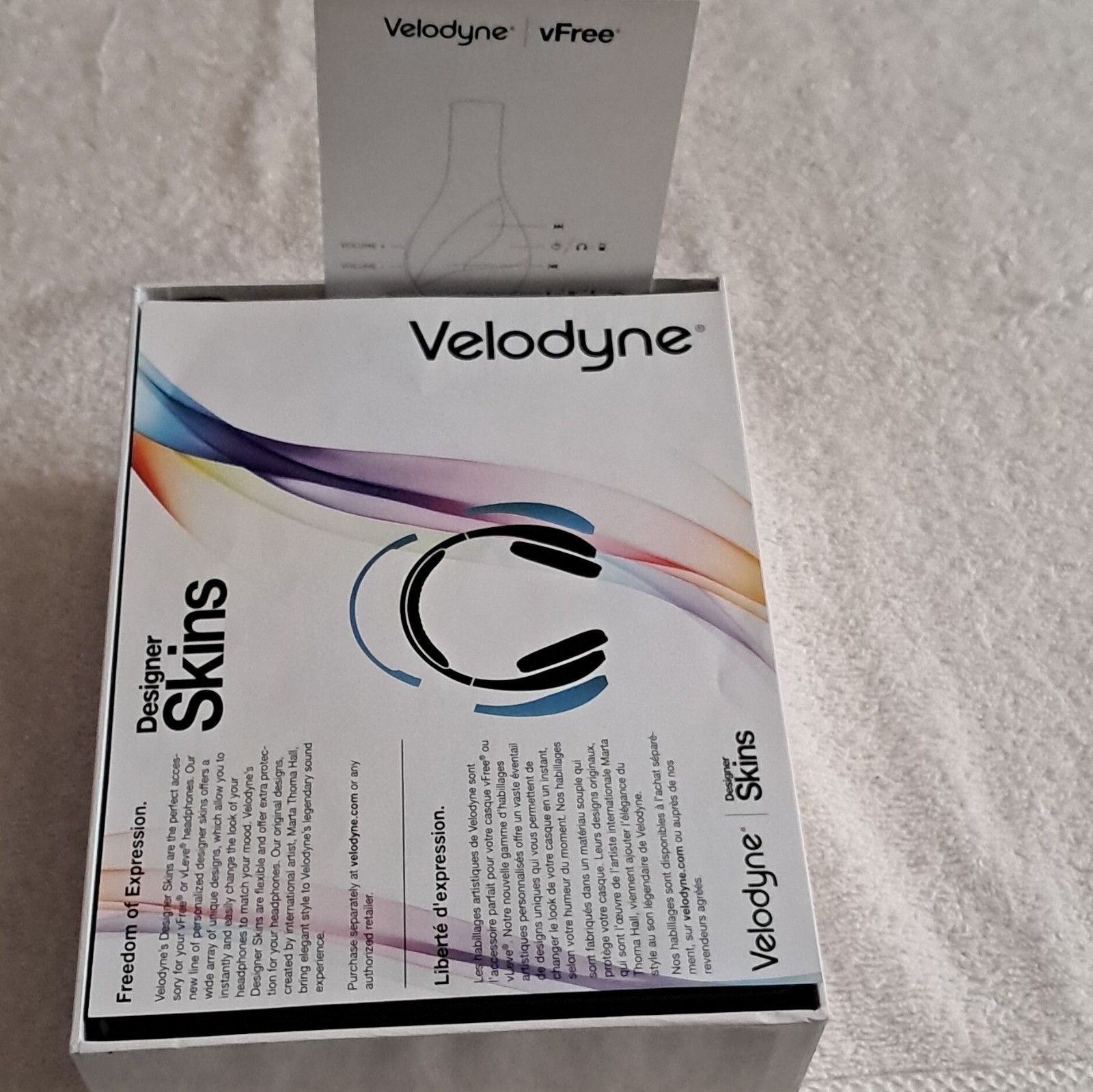Velodyne vFree Bluetooth Wireless Over-Ear Headphones Built-In Mic Black