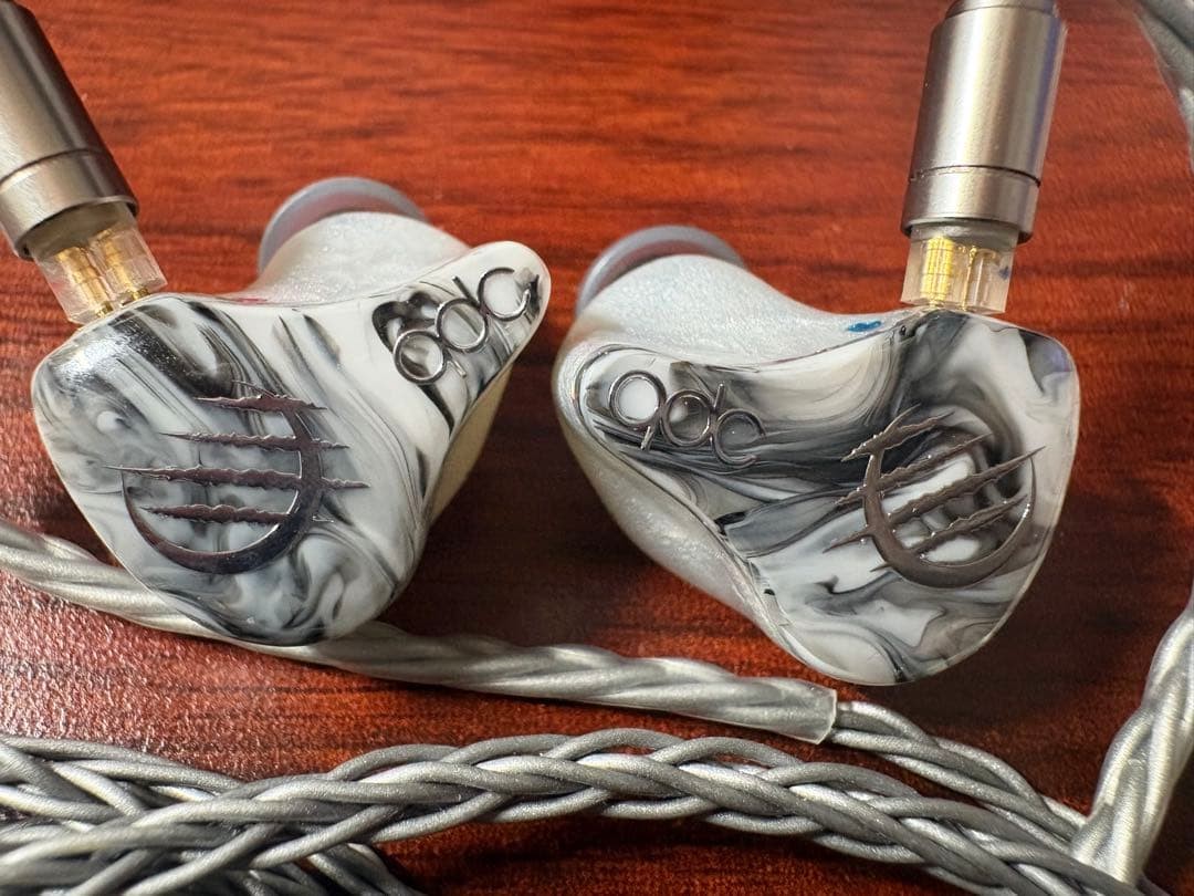 qdc White Tiger 4.4mm Balanced 2-pin Earphones