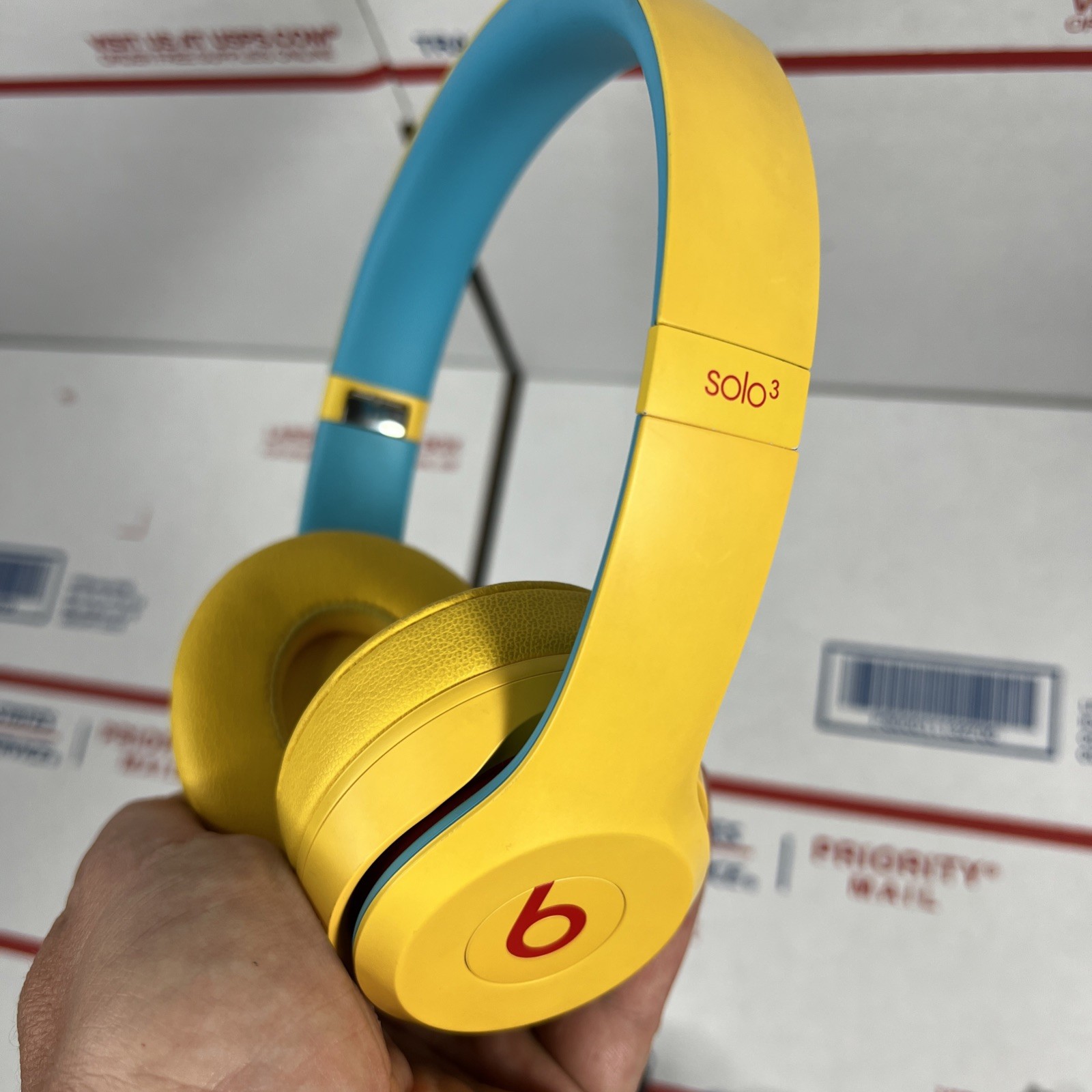 Beats by Dr Dre Solo3 Wireless Headphones Limited Club Edition Yellow – WARRANTY