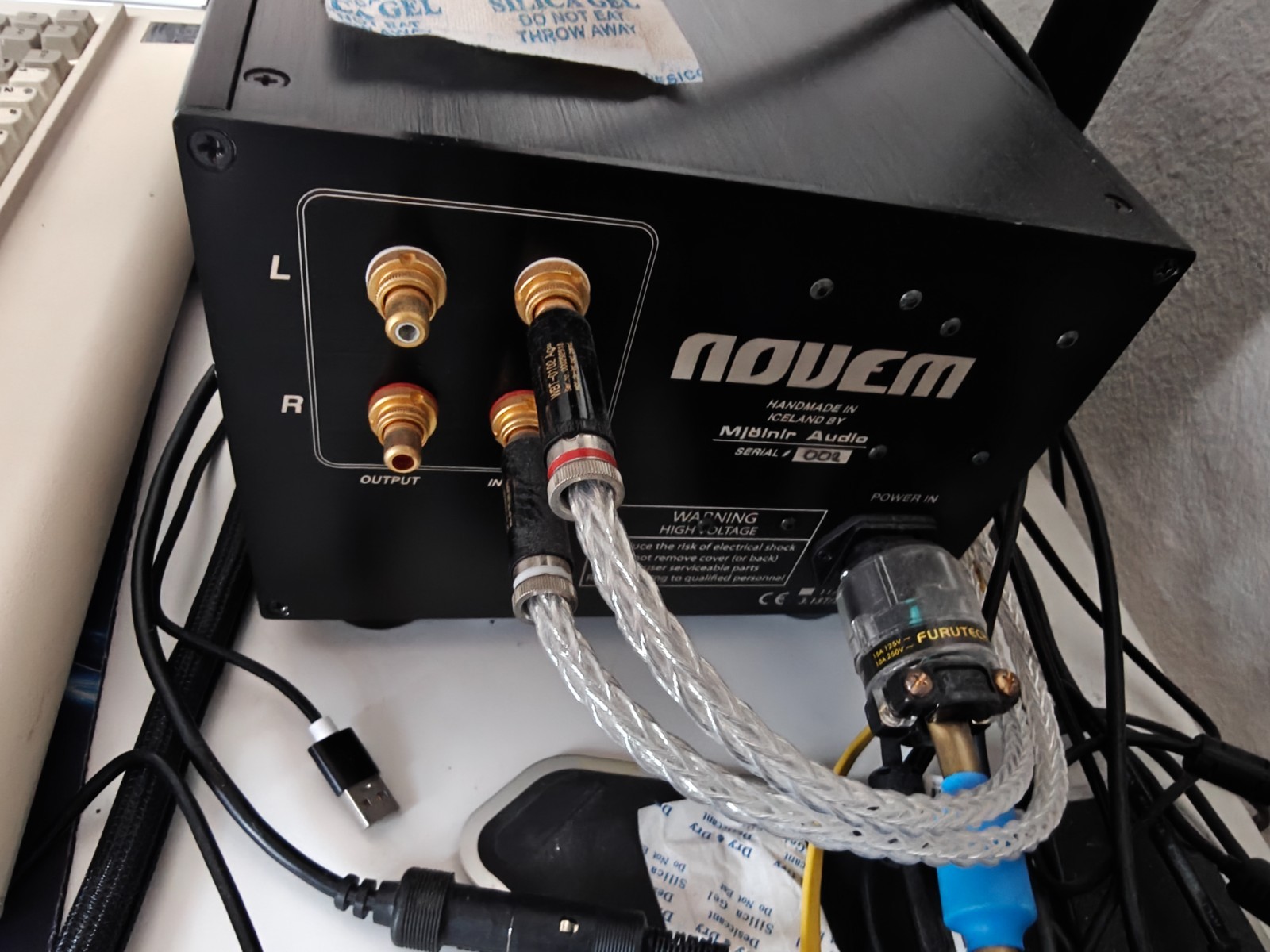 stax x9000 headphone and mjolnir audio novem amp combo