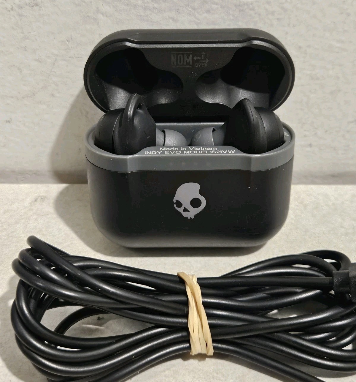 Skullcandy Indy Evo True Wireless Bluetooth Headphones S2IVW – Black