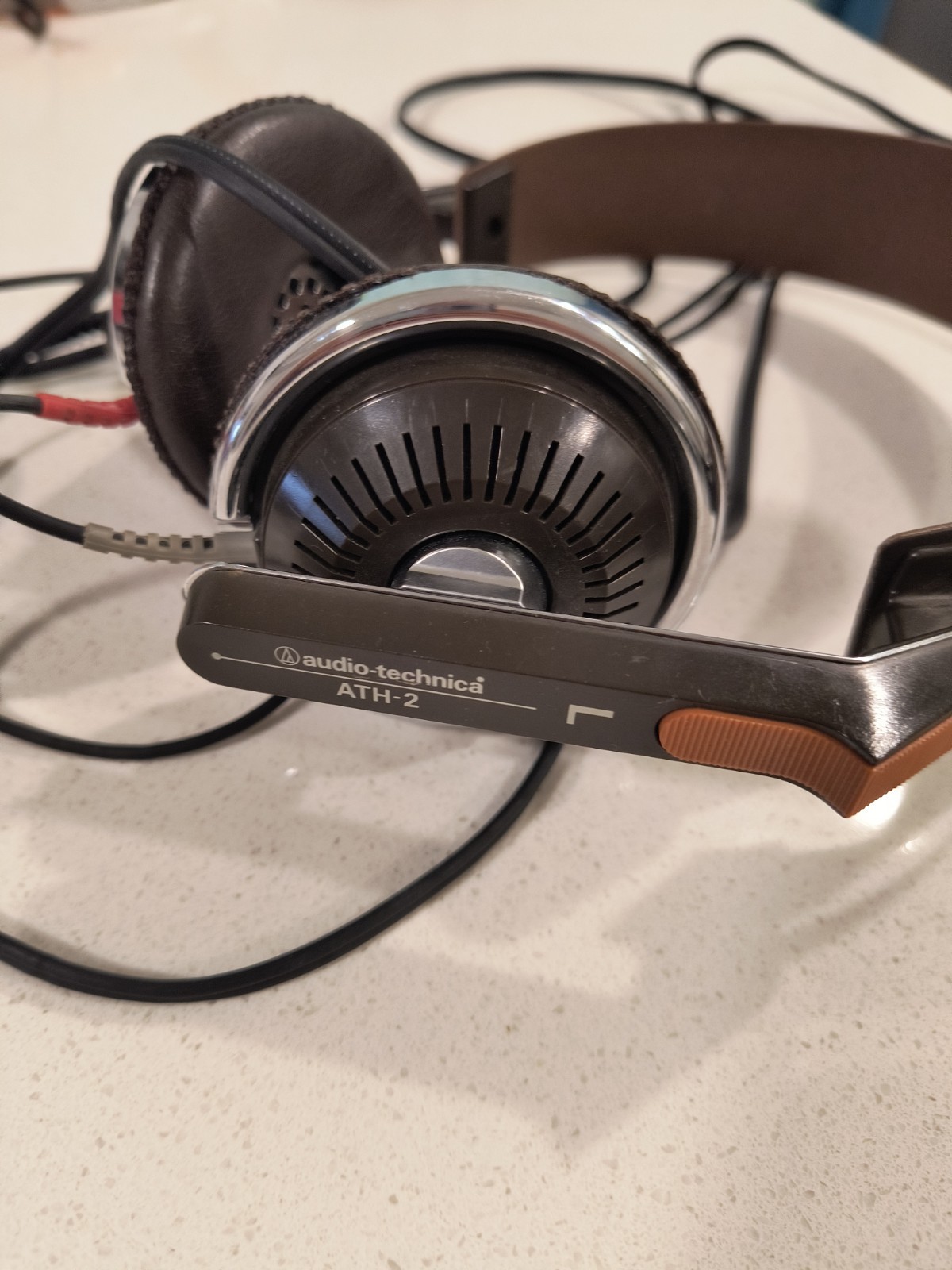 Vintage Audio Technica ATH-2 headphones, TESTED WORKING