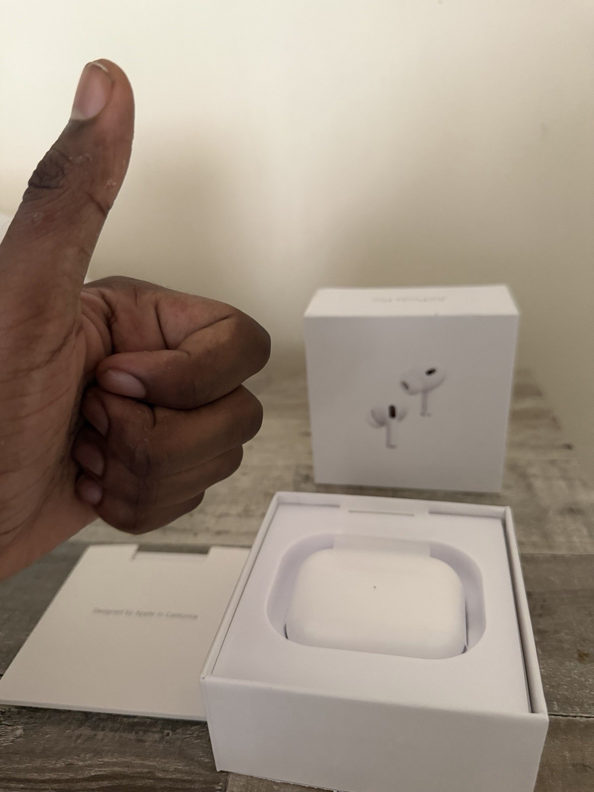 Apple AirPods Pro 2nd Gen White ANC MagSafe USB-C Wireless Charging