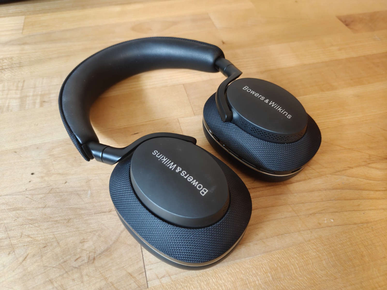 Bowers & Wilkins Px7 S2 Over-Ear Headphones