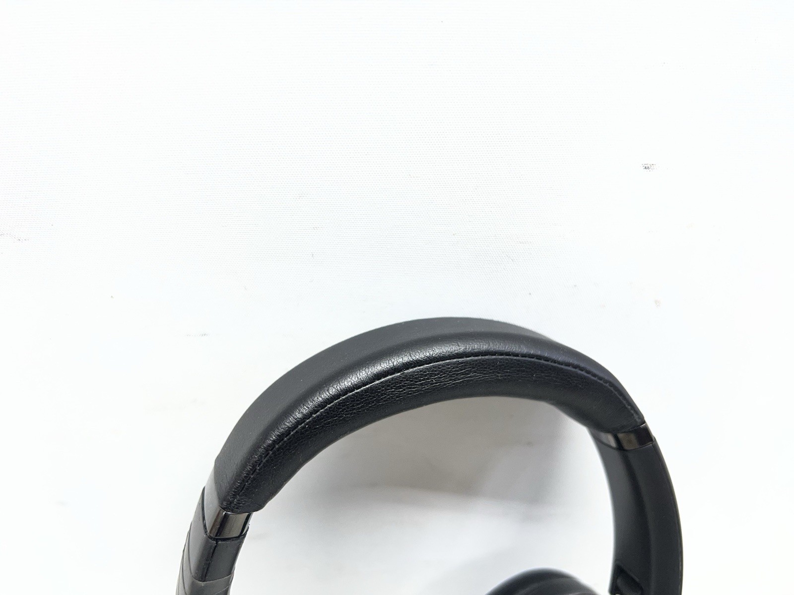 JBL – Tour One M2 True Adaptive Noise Cancelling Headphones – Black –