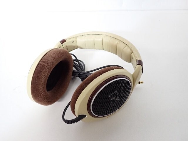 SENNHEISER HD598 Open type headphones