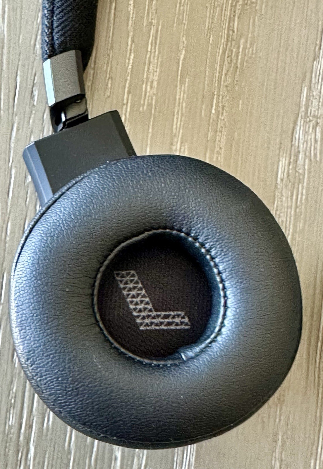 JBL Live 675NC ANC Bluetooth On-Ear Wireless Headphones Open Box