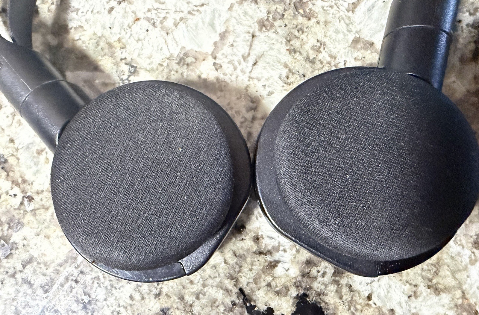 Pair Of 2005-2020 Honda Odyssey Pilot Rear Entertainment Wireless Headsets OEM
