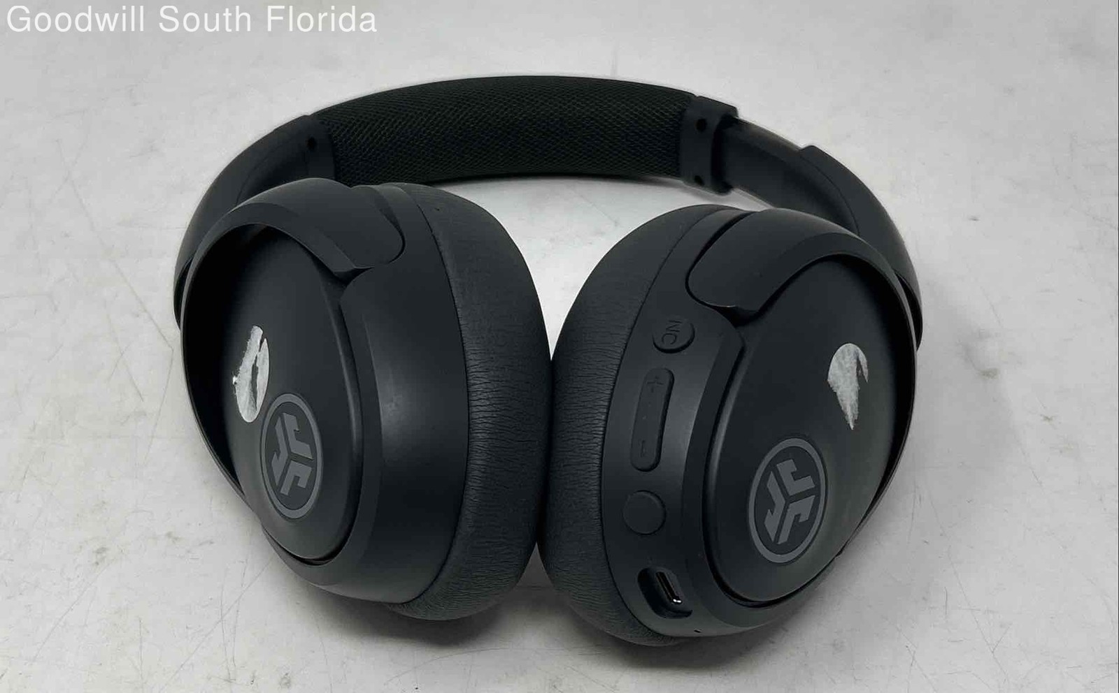 JLab Black Adjustable Headband Wireless Over Ear Headphone Not Tested NCL