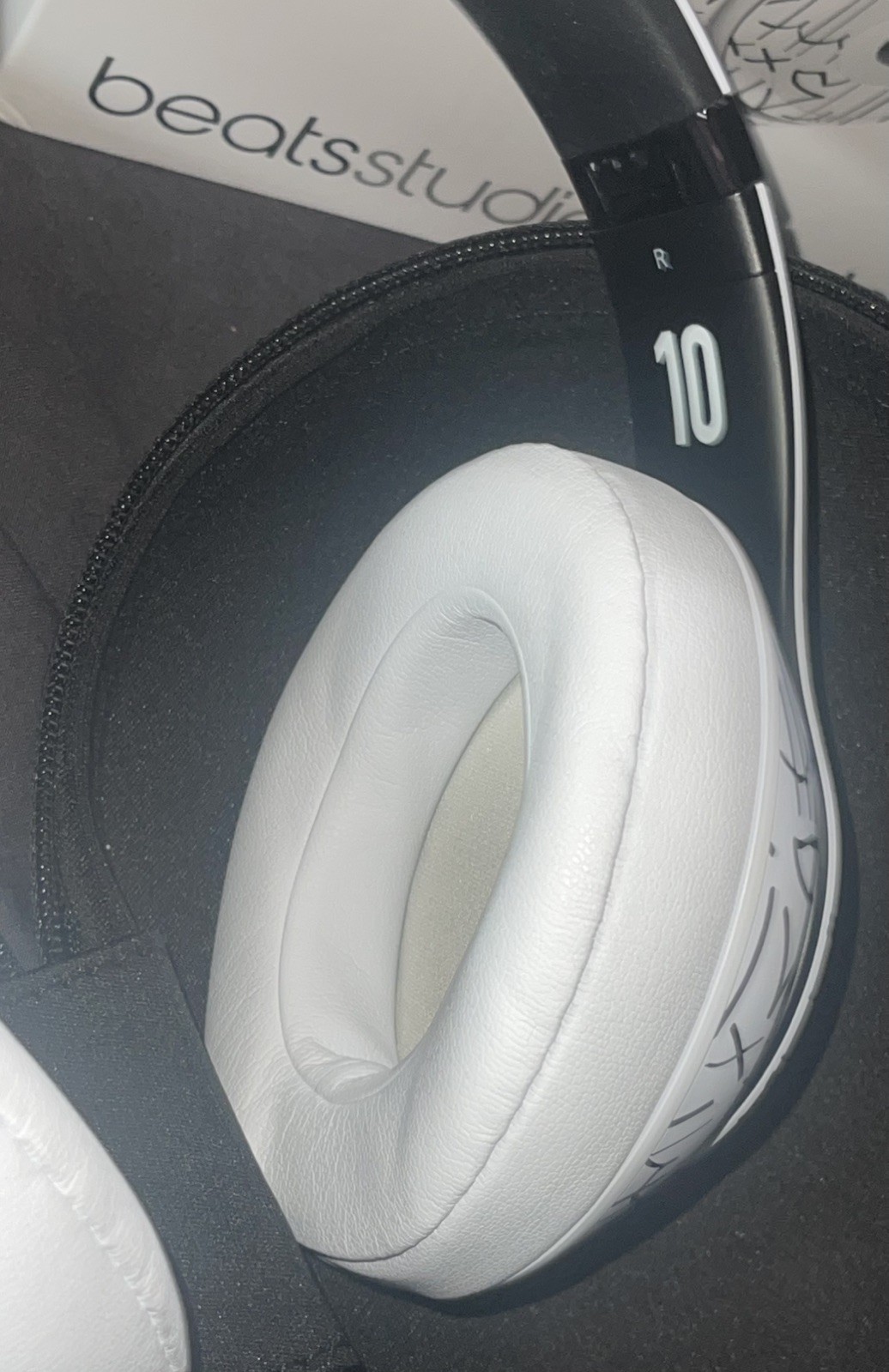Rare Beats Studio 3 Wireless X Neymar Jr Custom Headphones Limited Edition