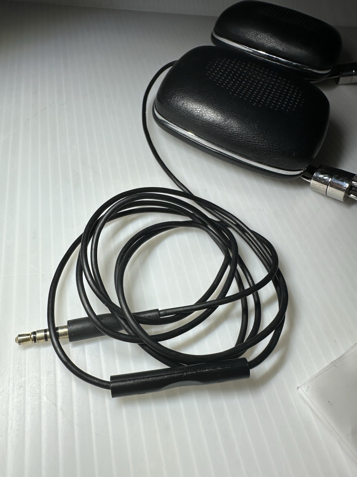 Bowers & Wilkins P5 Mobile Hi-Fi On-Ear Headphones – w/ Case & Cables