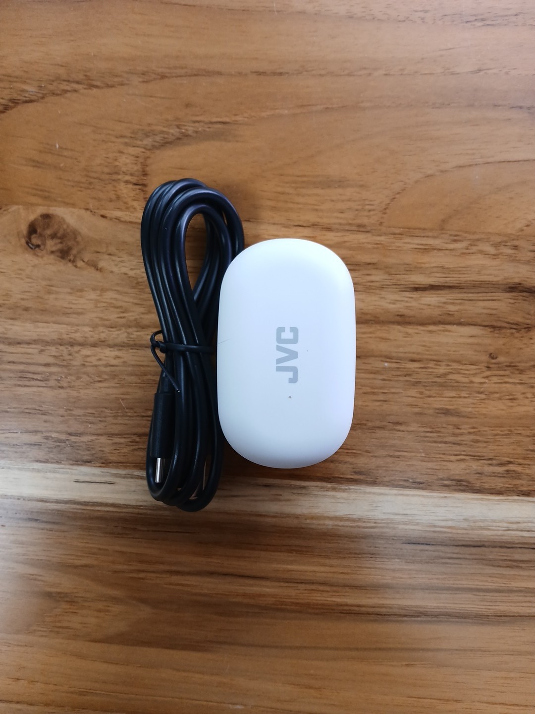 JVC Marshmallow True Wireless Noise Cancelling Earbuds in white.