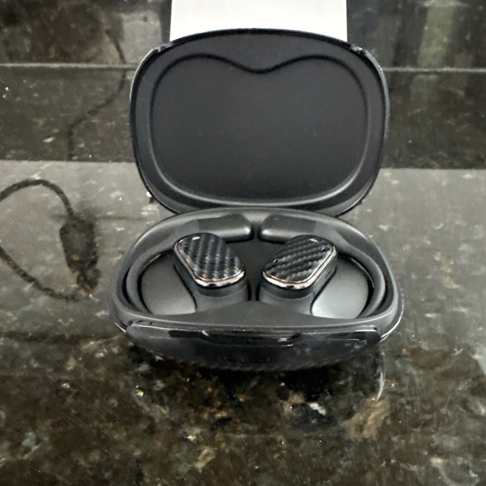 GROOVZ PLUS OPEN EAR HEADPHONES BLACK GRAPHITE WITH CHARGING CASE
