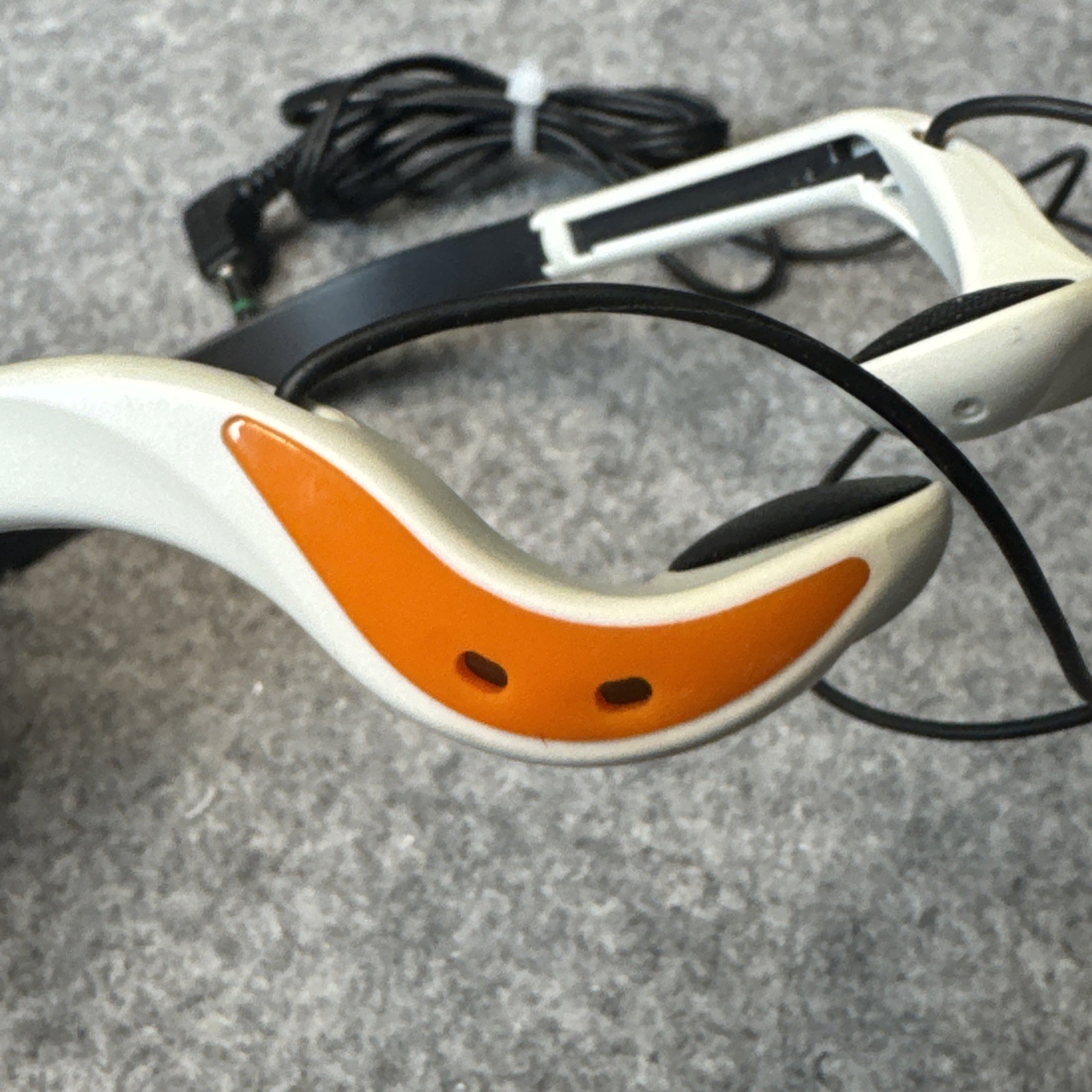 Sony Sports Walkman Headphones MDR-W014 White Orange In-Ear 3.5mm Jack