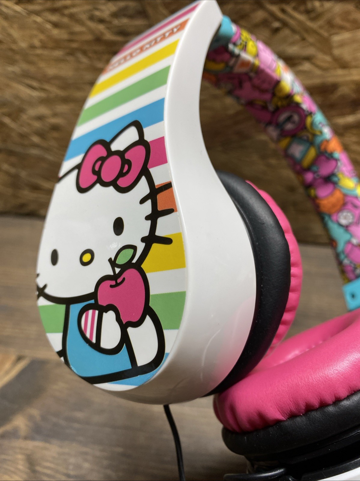 Hello Kitty Headphone USED Excellent Condition