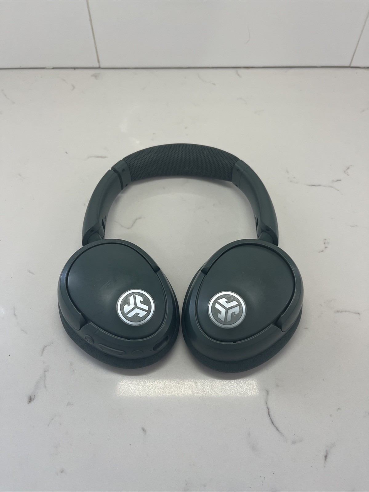 JLab JBuds Lux ANC Over-Ear Bluetooth Headphones Sage Gray Charged Tested Works!