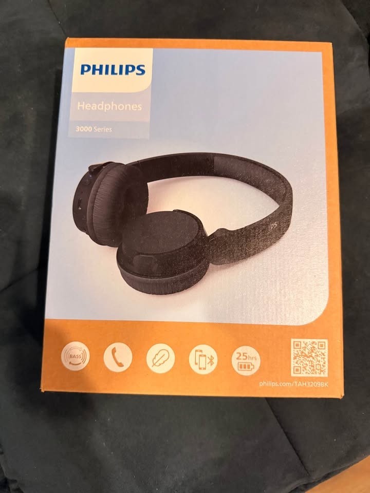 Philips TAPH802BK Over the Ear Wireless Headphones – Black