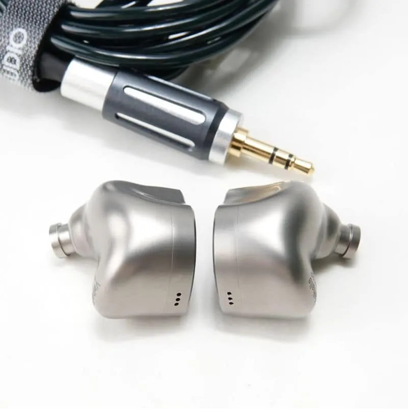 Thieaudio Valhalla 19BA Driver In-Ear Monitor IEM Earphones Used Japan