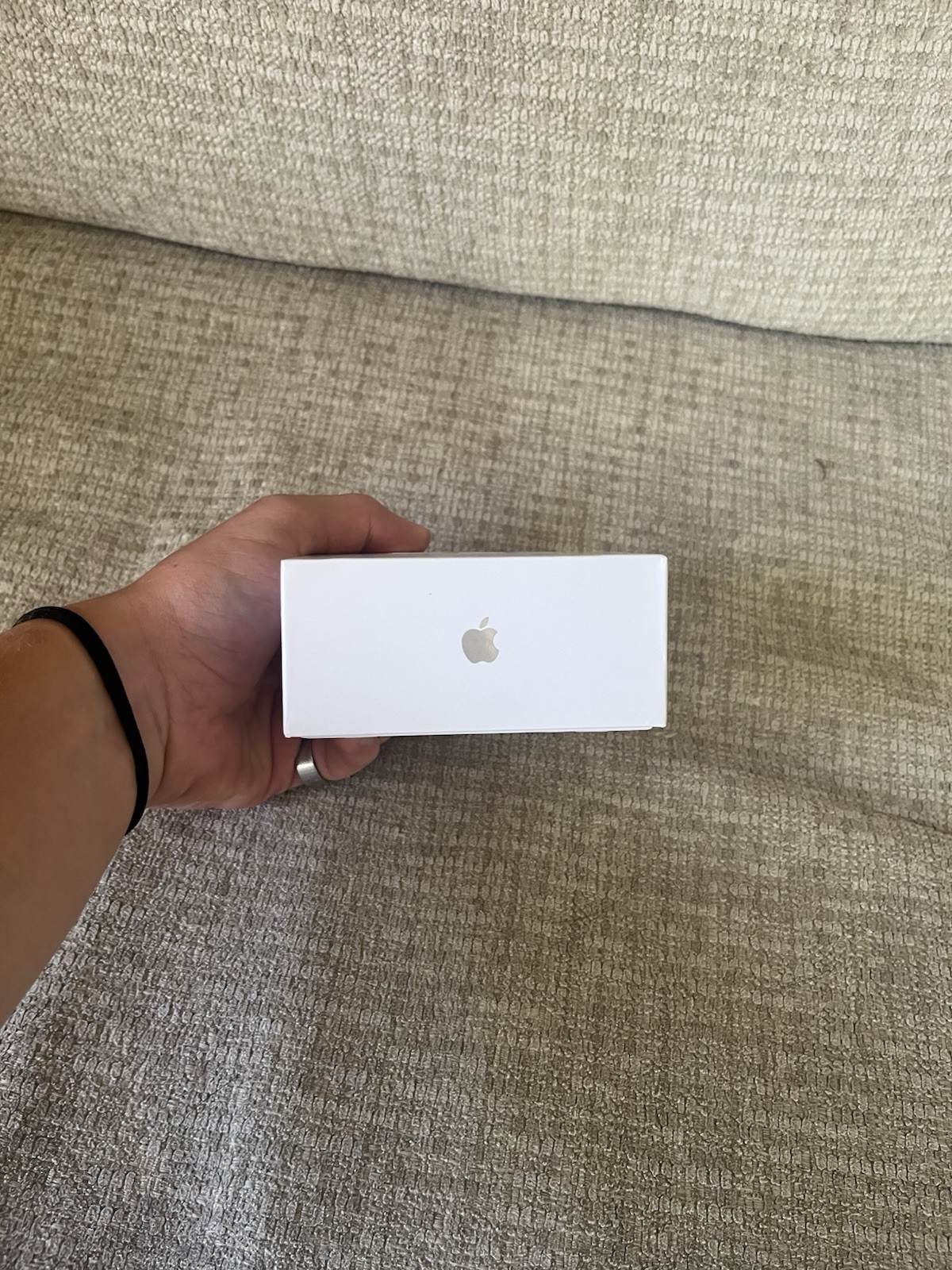 Apple AirPods Pro 2nd Gen w/ MagSafe Charging Case, ANC/Transparency, White