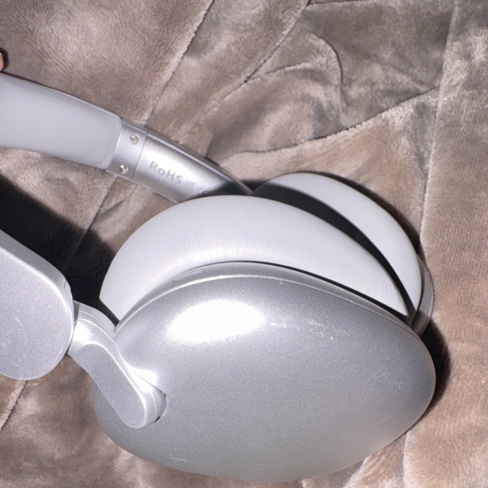 Silver/White Over-Ear Ear-Cup Headband Headphones, Double Earpieces
