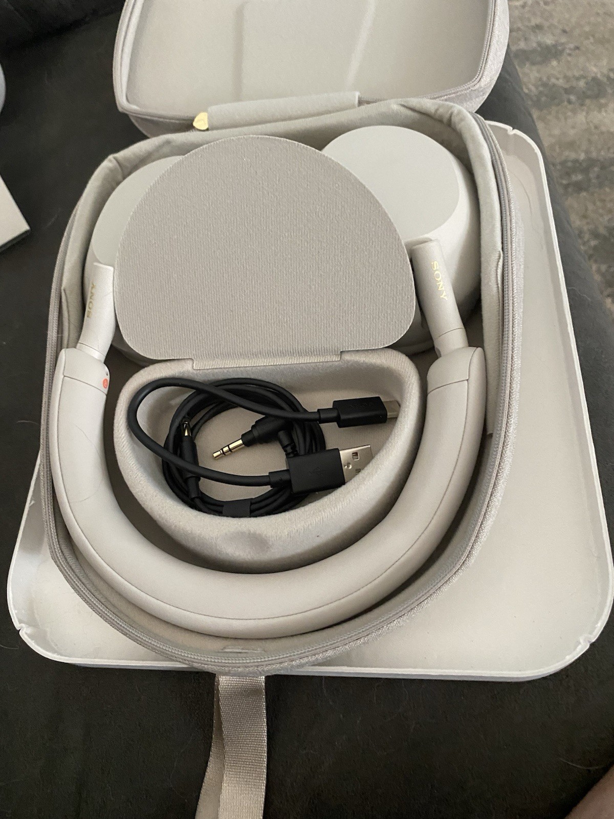 sony wh-1000xm6 headphones