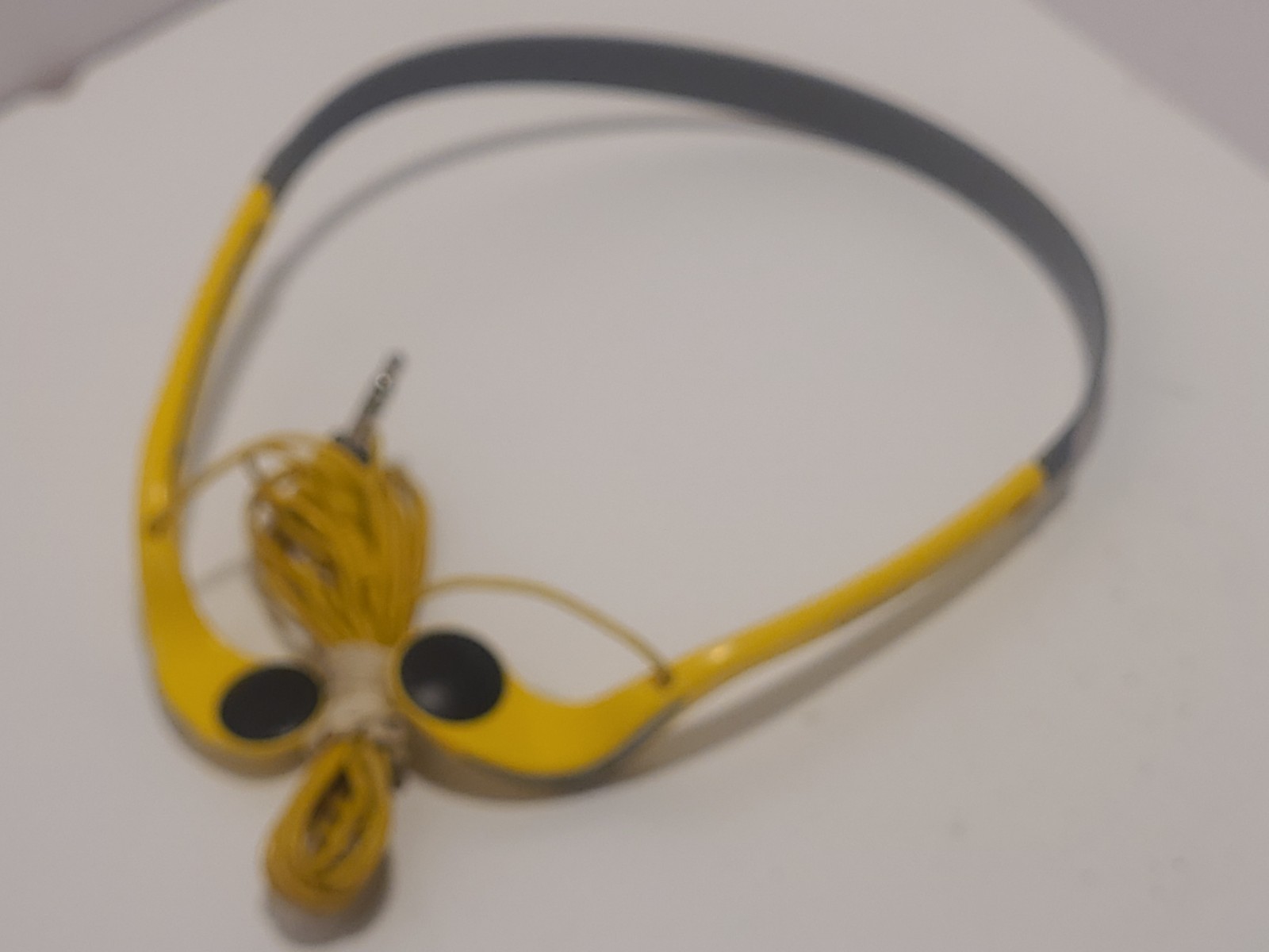 Sony MDR-W14 Yellow Black Wired Walkman Stereo Audio In-The-Ear Headphones