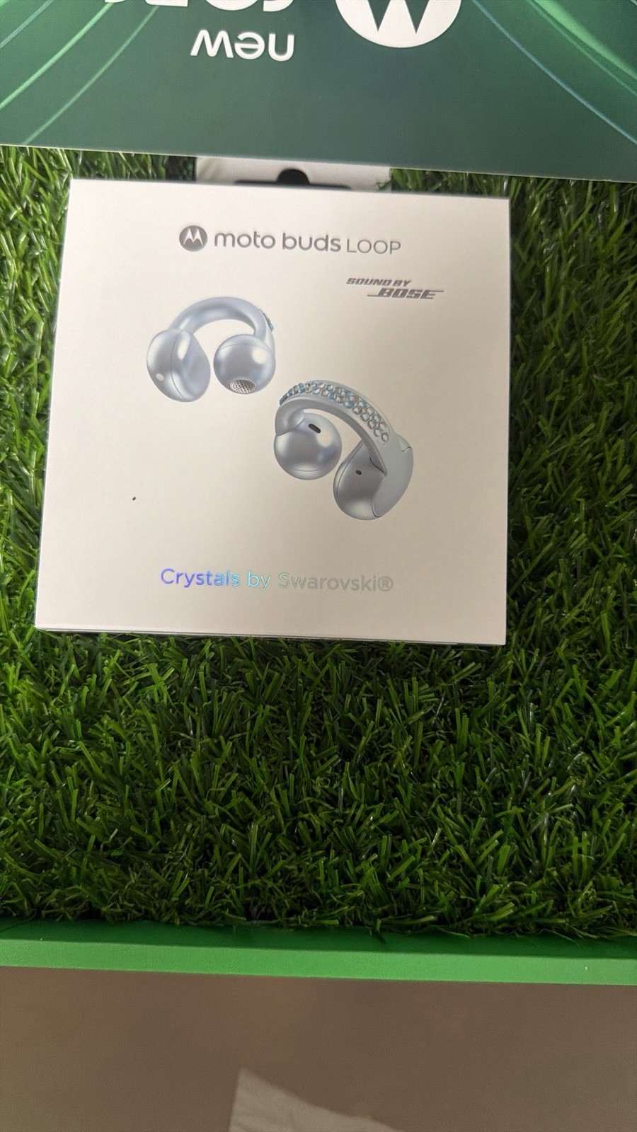 Motorola Razr 2026 FiFA WORLD CUP Special edition with Moto Buds Loop
