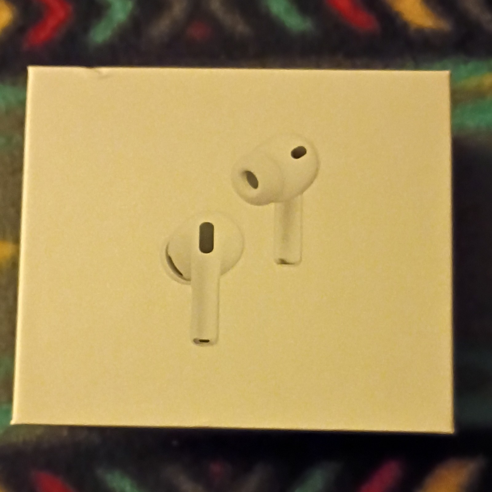 Apple AirPods Pro 3 Wireless Bluetooth In-Ear Earbuds White MFHP4AM/A A3065