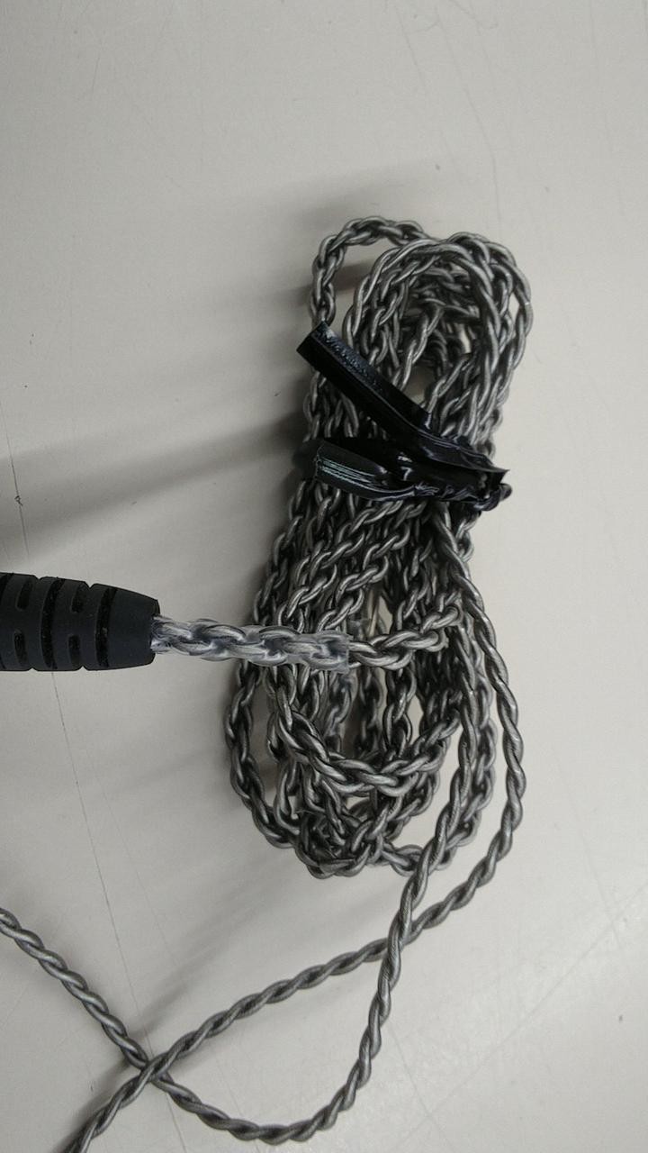 SENNHEISER IE200 Earphones with 7mm TrueResponse Transducers