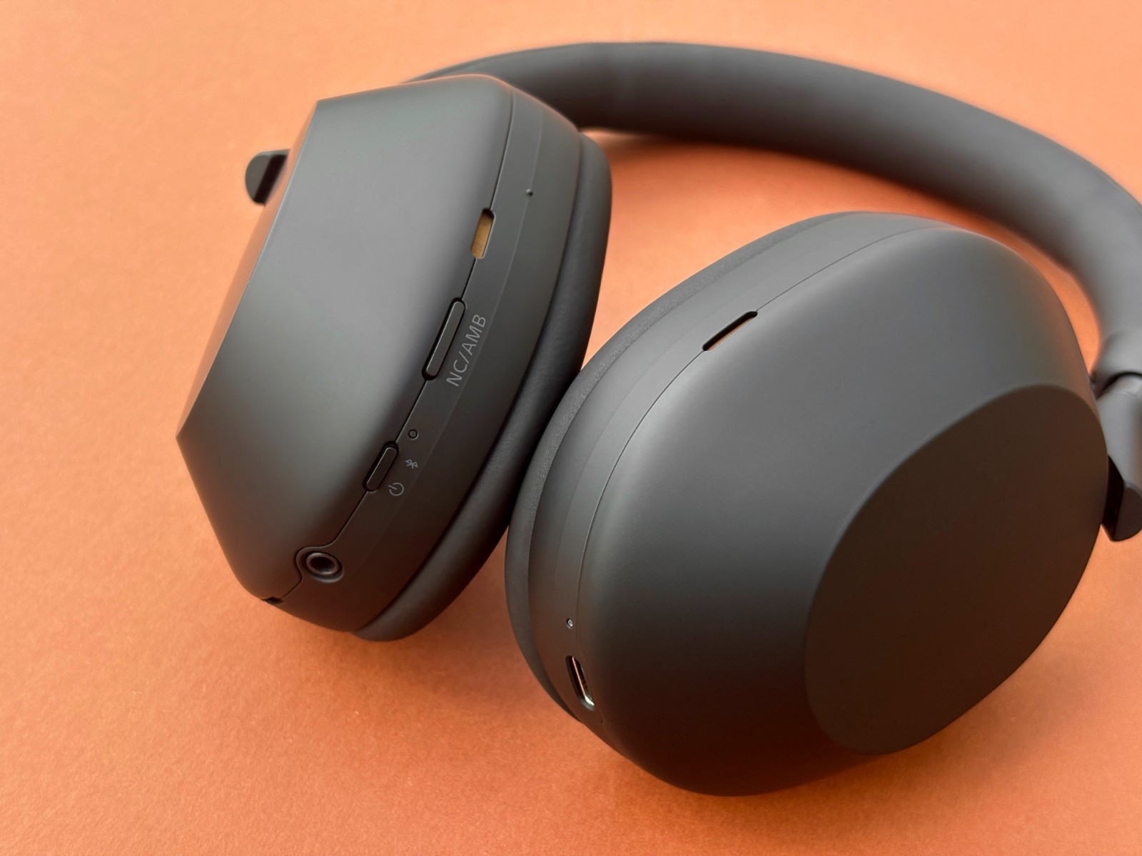 SONY WH-1000XM5 Wireless Noise Canceling Over Ear Headphones /w CASE- BLACK #OB