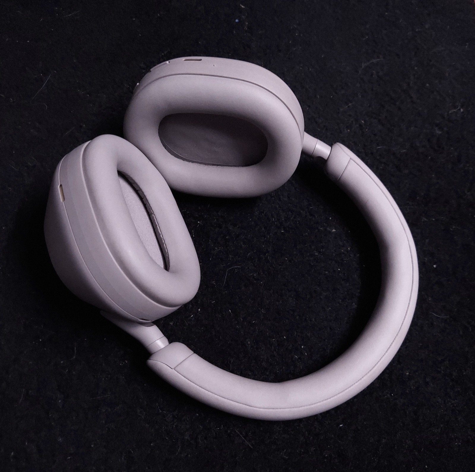 Sony – WH1000XM5 Wireless Noise-Canceling Over-the-Ear Headphones – Smoky Pink