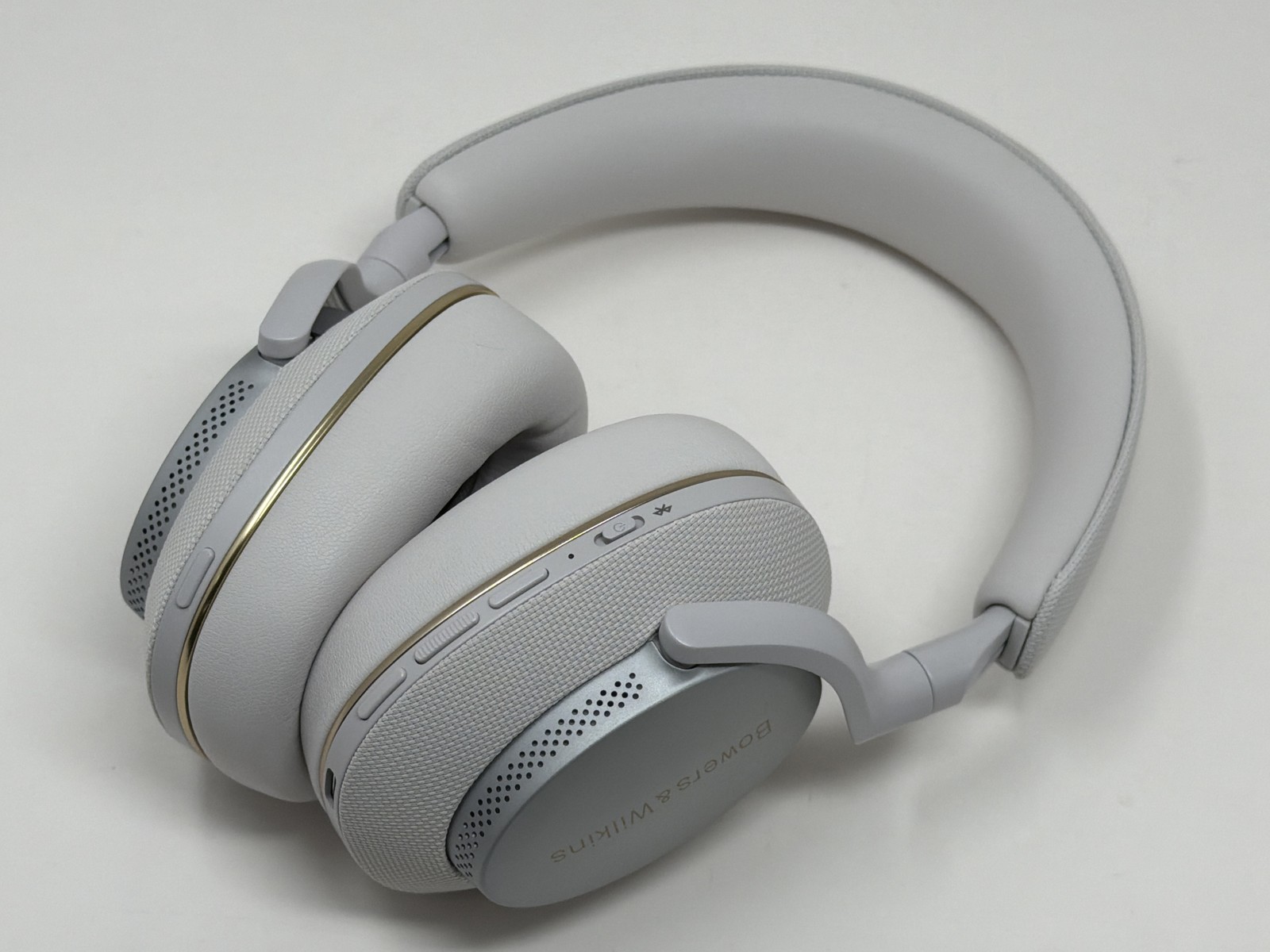 Bowers & Wilkins PX7 S2e Noise Cancelling Headphones Cloud Gray Used