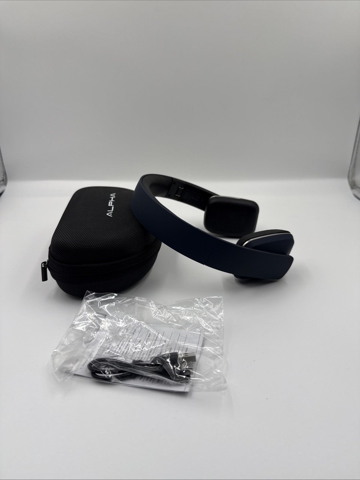 Alpha pulse X Over ear Wireless/wired Headphones Navy Blue