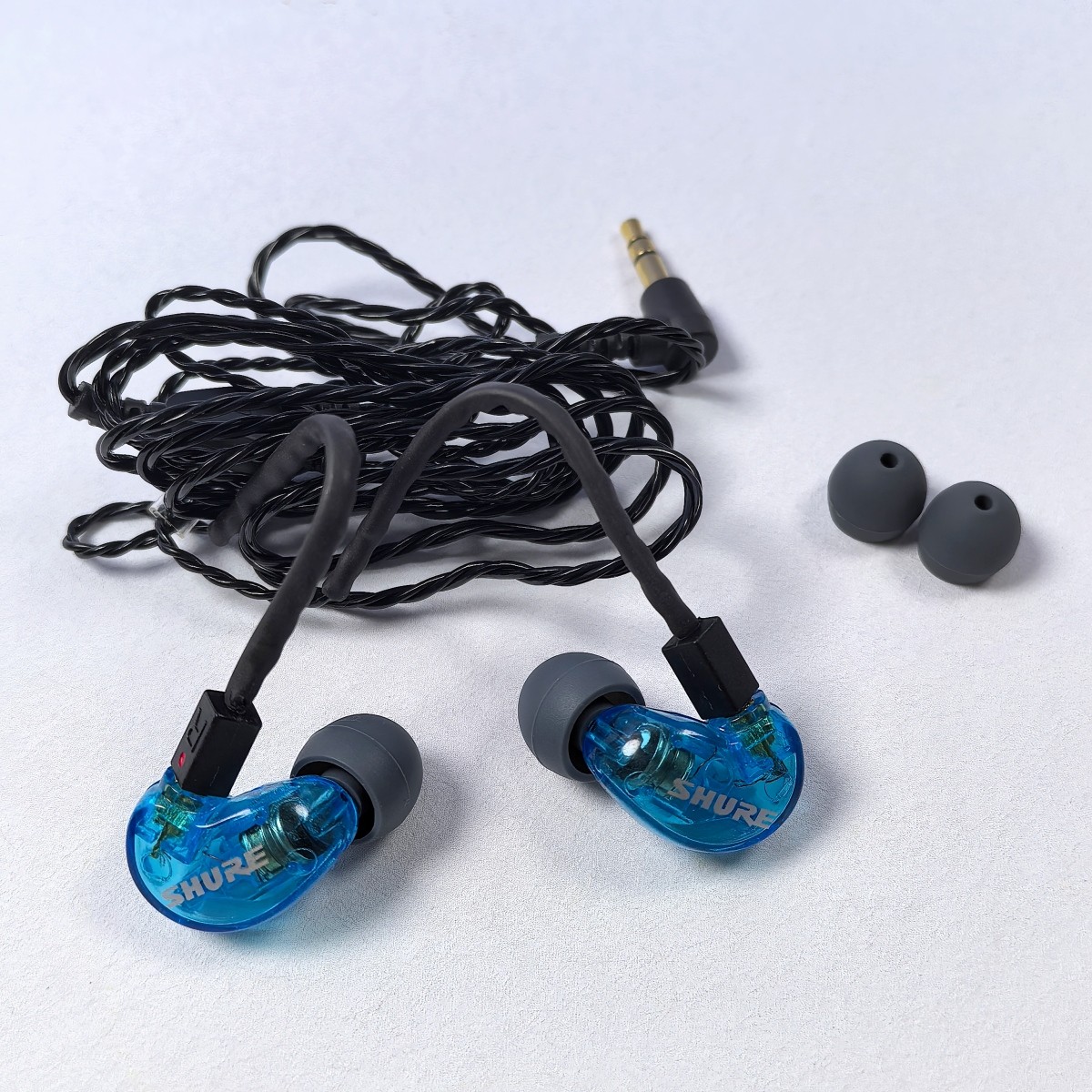 Shure SE215 Sound Isolating Wired Earphones In-Ear 3.5mm Jack Headphones Colors