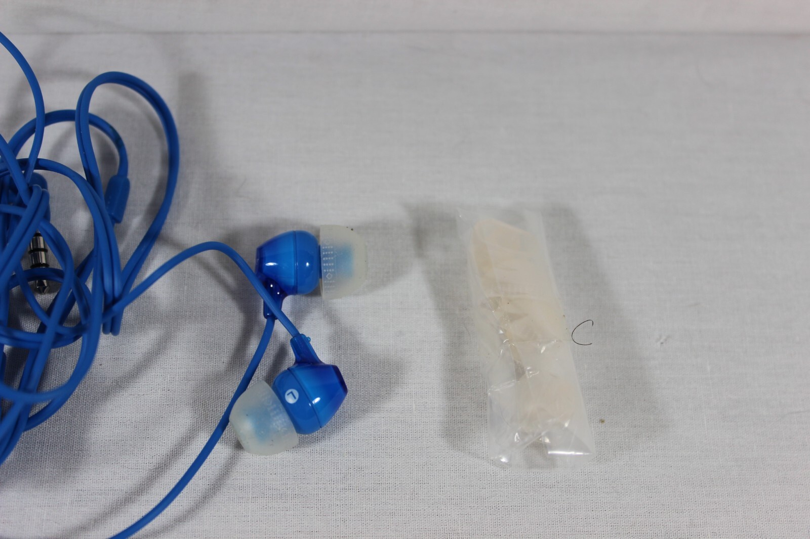 NEW GENUINE SONY MDR-EX14AP BLUE EARBUD HEADPHONES MDREX14AP MICROPHONE HEADSET