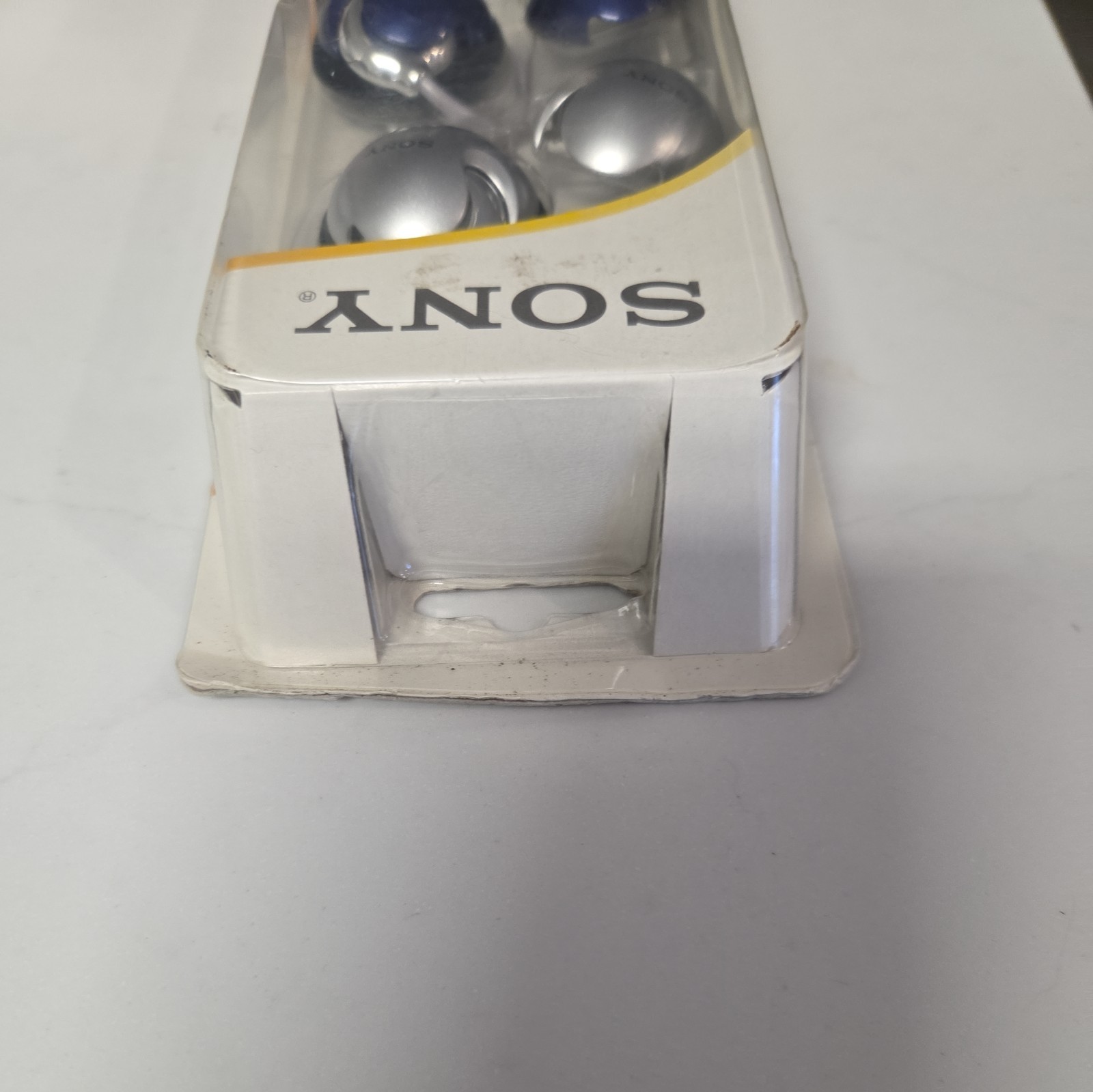 Sony MDR-Q22LP/SQ1 Stereo Headphones with Changeable Blue or Silver Caps NOS
