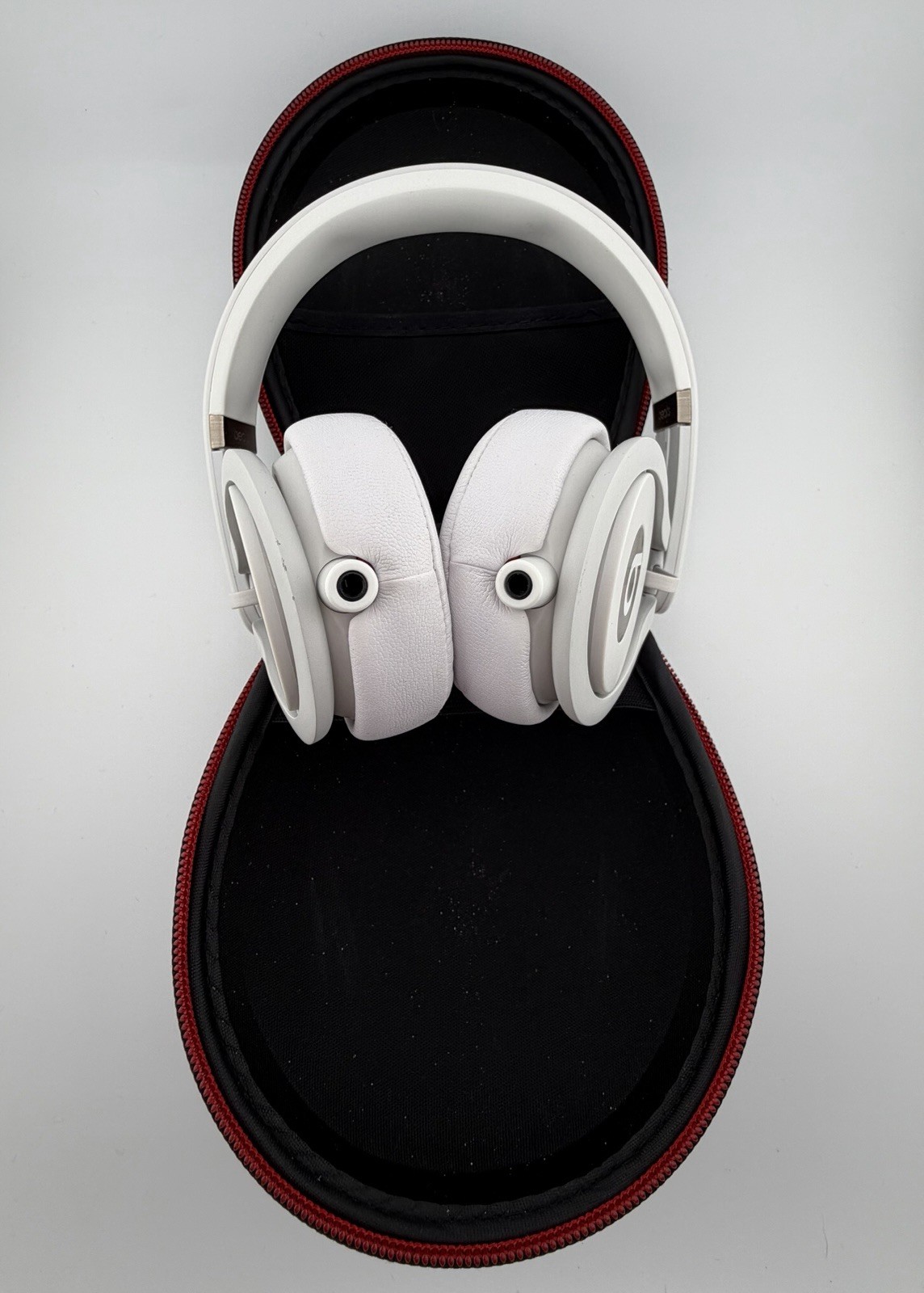 Beats by Dr. Dre Beats Mixr Mixer Headphones & Case – White/Gold Limited (VNDS)