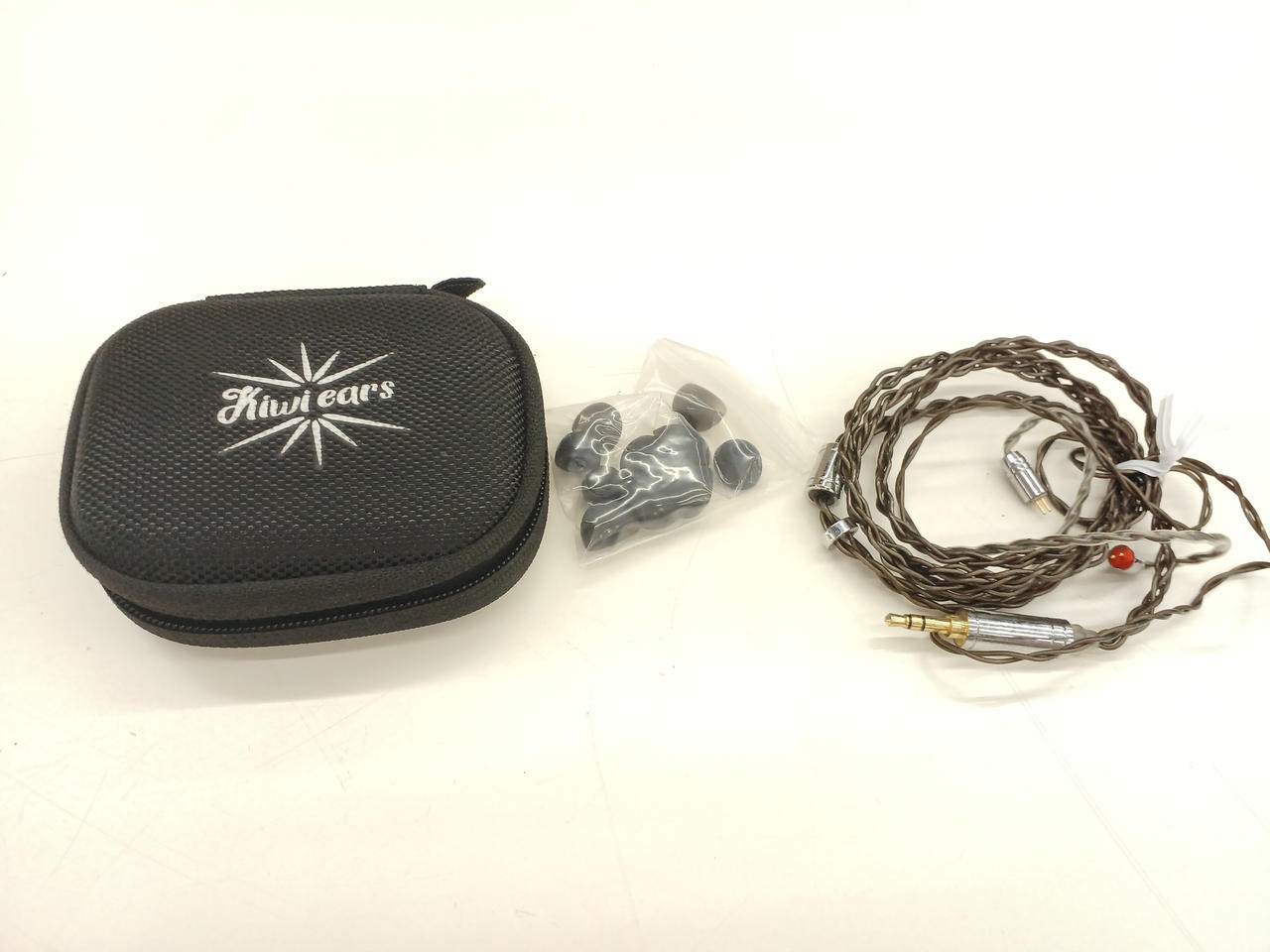 KIWIEARS QUINTET Wired In-Ear Earphones, 10mm Driver, 32Ω, 1.2ft Cable
