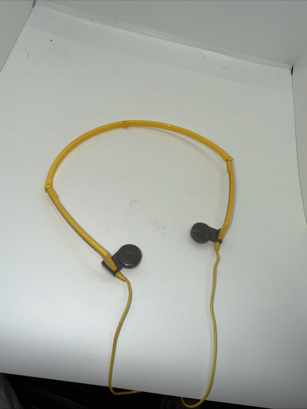 Vintage SONY MDR-A15 Stereo WALKMAN Folding Headphones 1980’s Yellow Sports J4