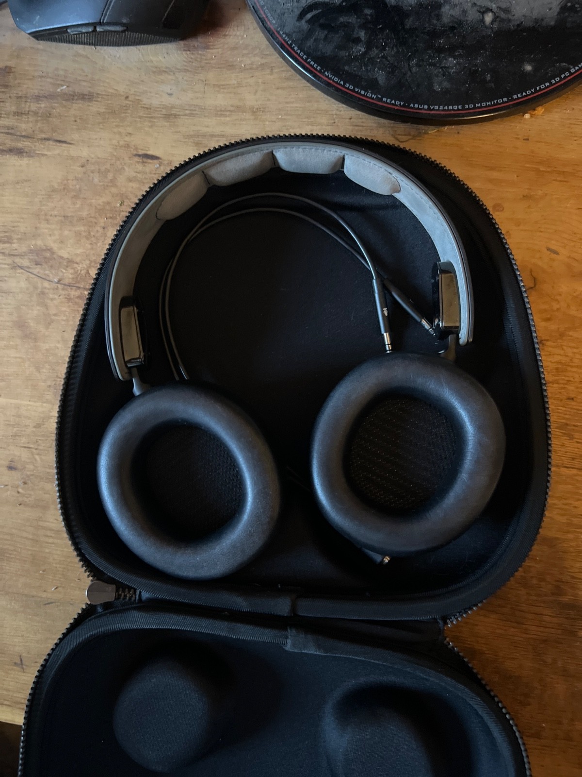 Shinola Detroit On-Ear Headphones Black Leather and Gloss Stainless Steel