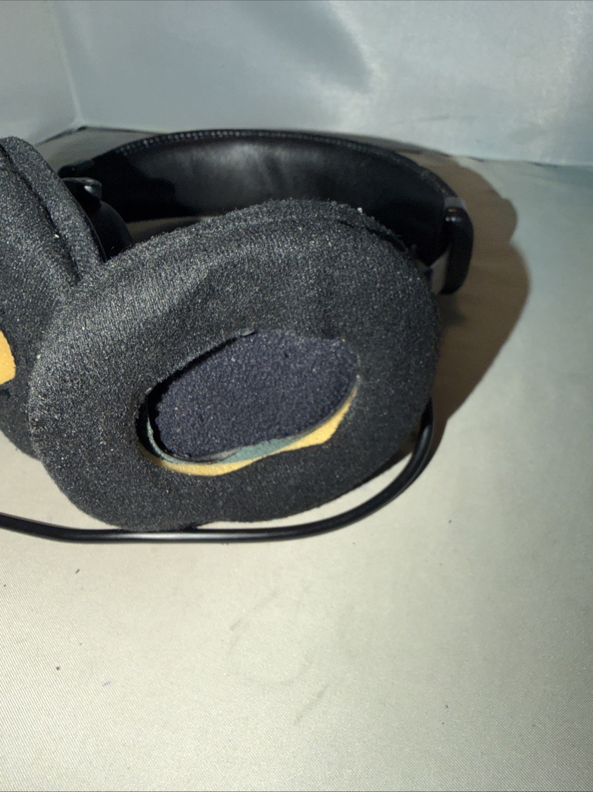 Sony MDR-V6 Over the Ear Headphones, Adjustable Head Band, Needs Ear Pads